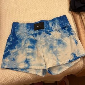 Talentless shorts blue tye dye